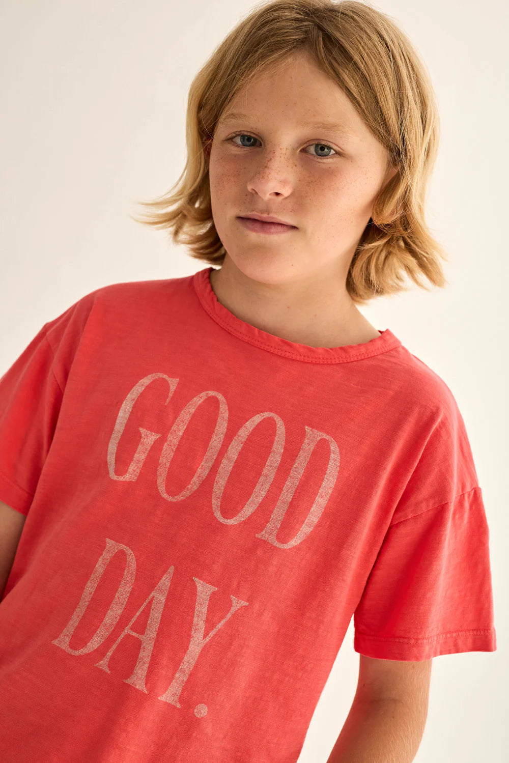 T-shirt JONK, rossa, con scritta Good day, 100% cotone, Cozmo