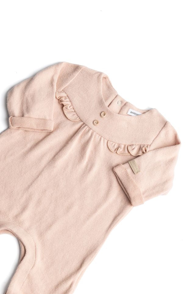 Tutina bimba, WARM PINK, con collo tondo e volant, maniche lunghe, Bamboom