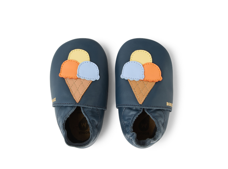 babbuccia blu navu con disegno gelato colorato