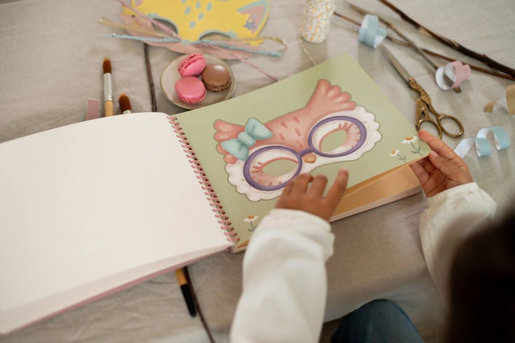 Gioco creativo, Rosa's Masks, cut & play, Little Dutch