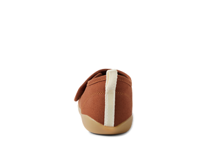 tallone scarpa indoor da interno con suola in gomma e tomaia in cotone con punta rinforzata, strap e disegno orsetto. colore marrone
