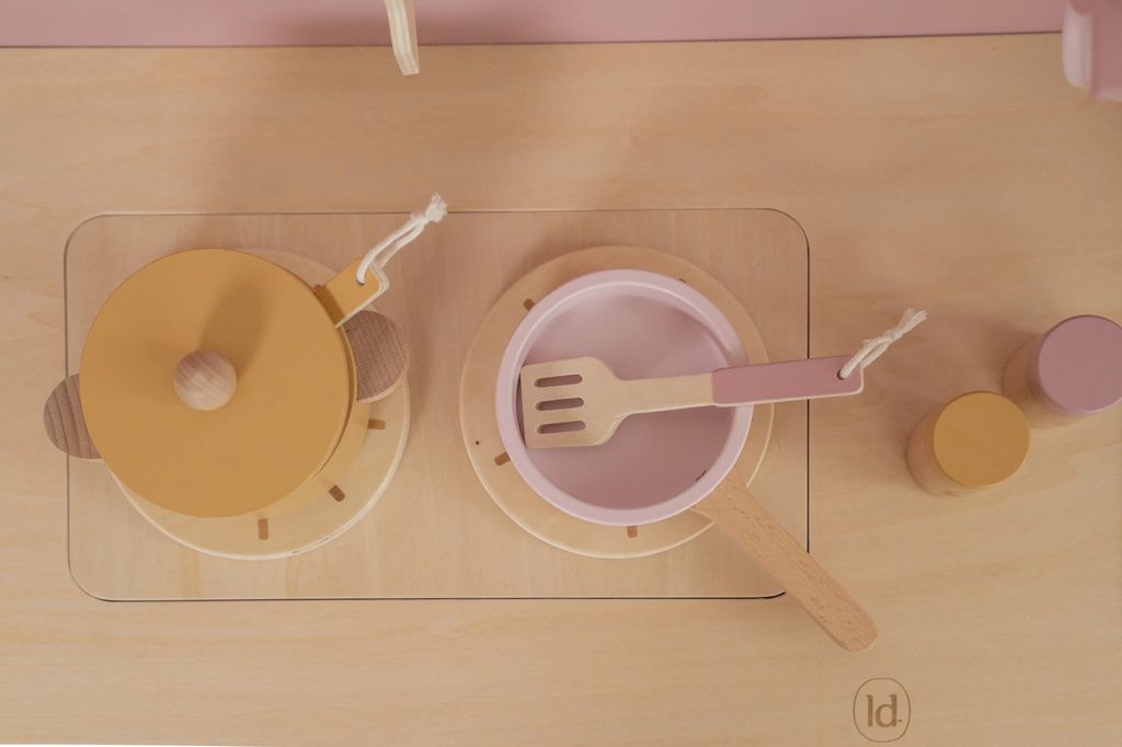 Cucina in legno color rosa, gioco per bambini, Kitchen, Little Dutch