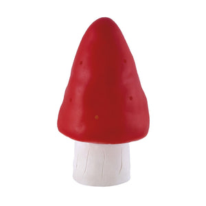 lampada fungo rosso con gambo bianco e fori sulla cappella che fanno filtrare la luce
