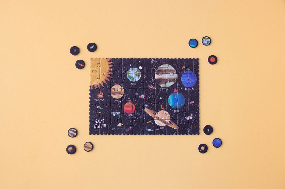 Puzzle completo assemblato planets con tesserine da abbinare
