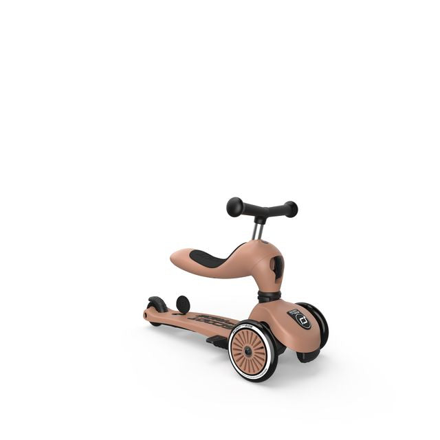 monopattino in versione triciclo