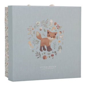 Set regalo nascita, scatola decorata contenente doudou, sonaglio e dentaruolo, Little Dutch