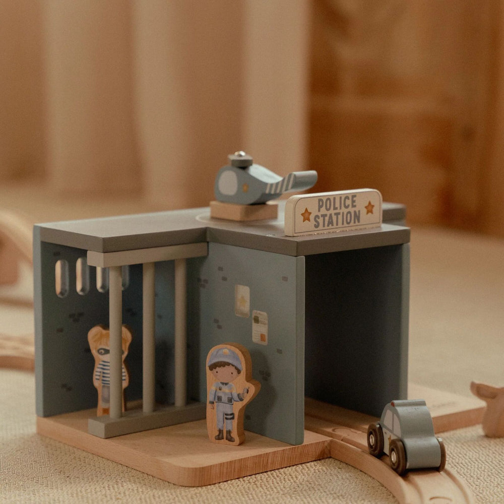 simulazione di gioco con la stazione della polizia