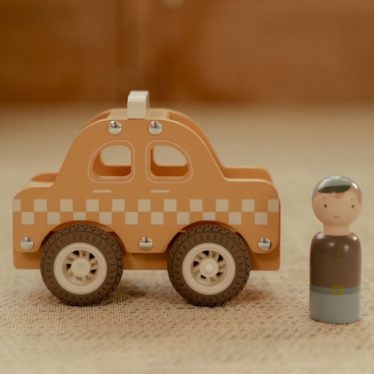 Taxi con personaggio in legno, Little Dutch