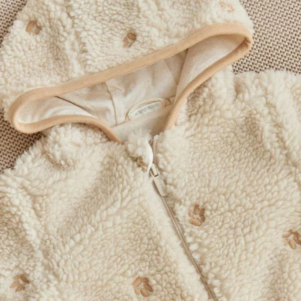 Tutona Teddy con cappuccio, Teddy one-piece suit sand paws, panna con ricami fiori della savana, chiusura con cerniera, Little Dutch