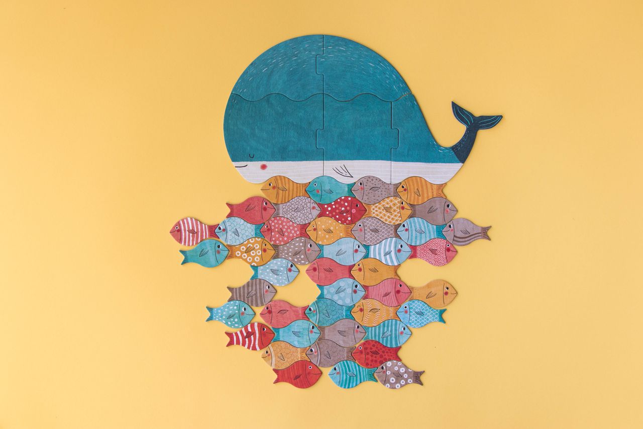 Esempio di mandala con balena e pesci 