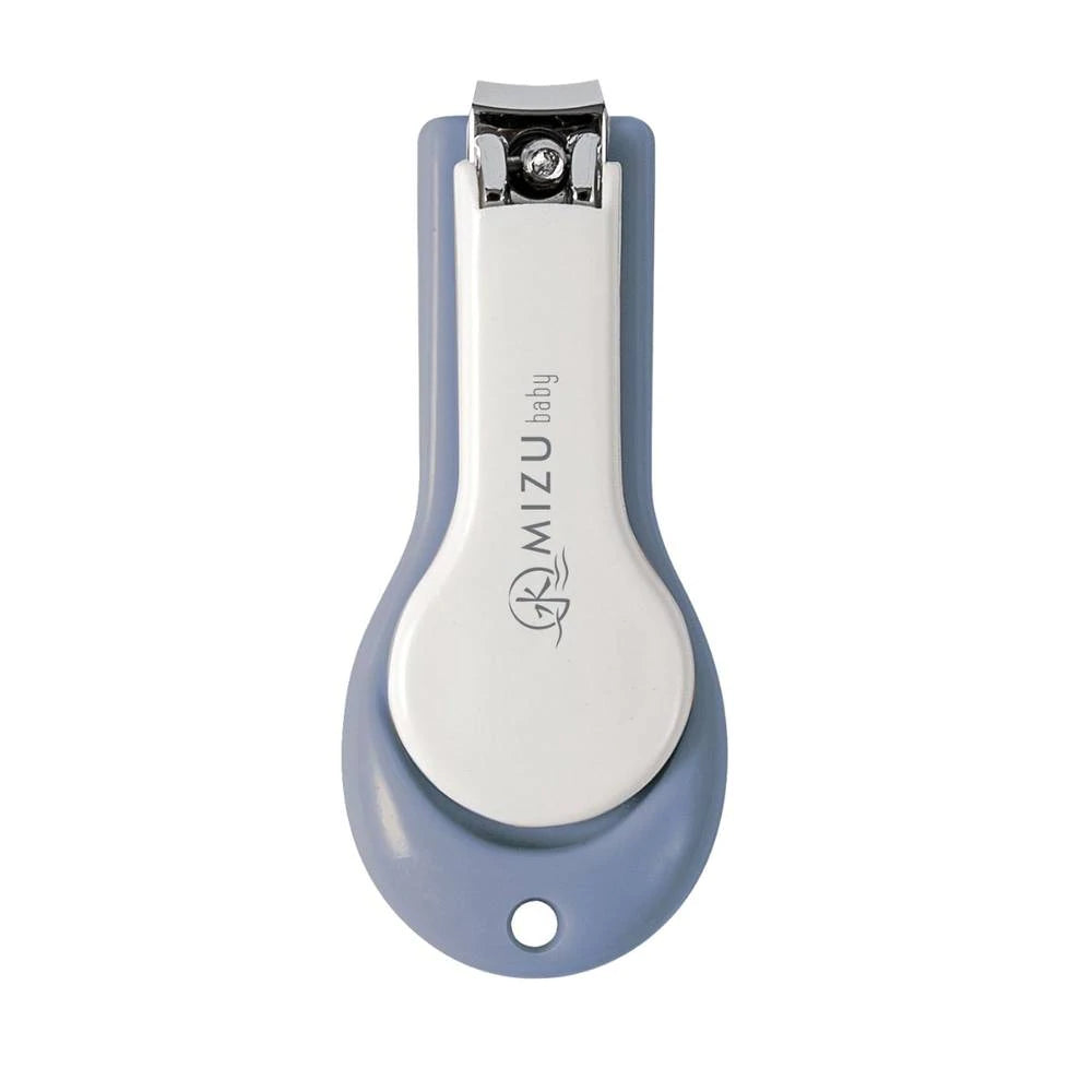 MAMI-Manicure set, Mizu Baby. Vista del tagliaunghie blu dalla forma ergonomica