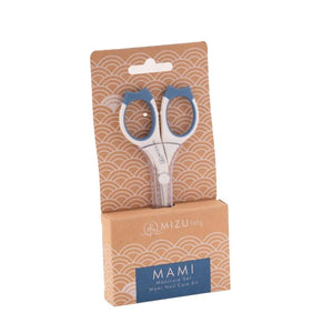 MAMI-Manicure set, Mizu Baby. Vista del set manicure blu nella sua confezione in cartone