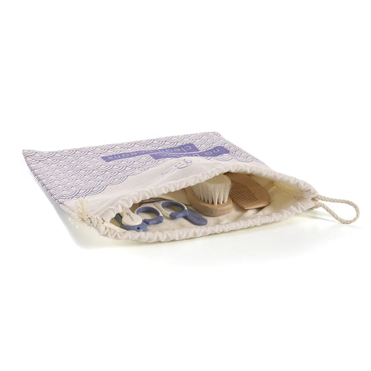 MAMI SET-set per la cura e l'igiene per neonati, Mizu Baby. Vista del set blu contenuto nella pochette di cotone