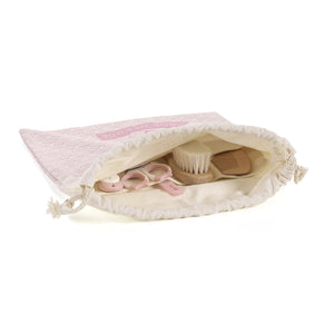 MAMI SET-set per la cura e l'igiene per neonati, Mizu Baby. Vista del set rosa posto dentro alla pochette di cotone. 