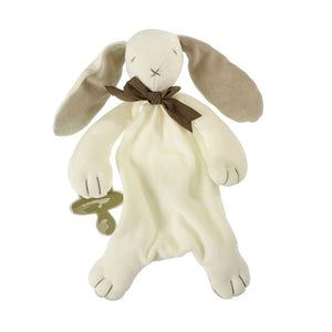 DouDou Comforter con scatola e bligliettino, Maud n Lil. Coniglietto bianco con interno orecchie e fiocco al collo marroncino. 