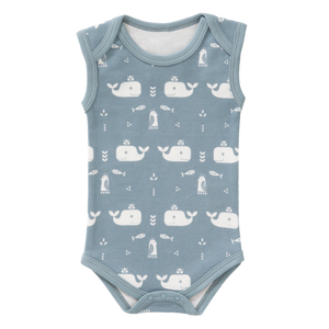 body senza manica azzurro e balena bianca