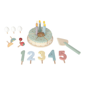 
                
                    Carica l&amp;#39;immagine nella Galleria, componenti della torta: numeri, torta, paletta, candeline, frutta e panna montata
                
            