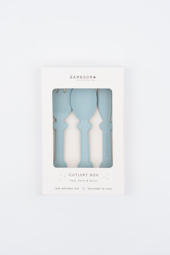 Set di posate (forchetta, coltello, cucchiaio), Bamboom. Variante azzurro ghiaccio nella sua confezione di vendita