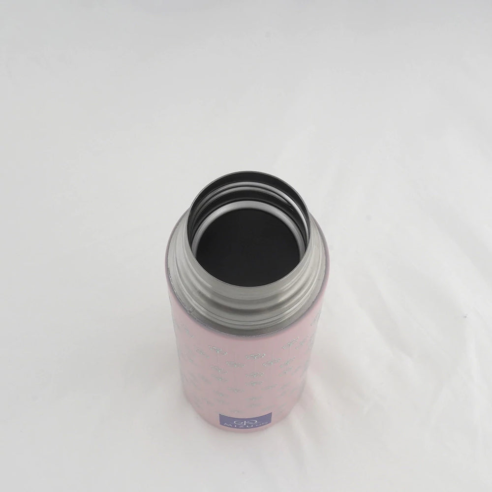 Thermos Yume 500 ml, Mizu Baby. Contenitore termico rosa aperto, vista dall'alto.