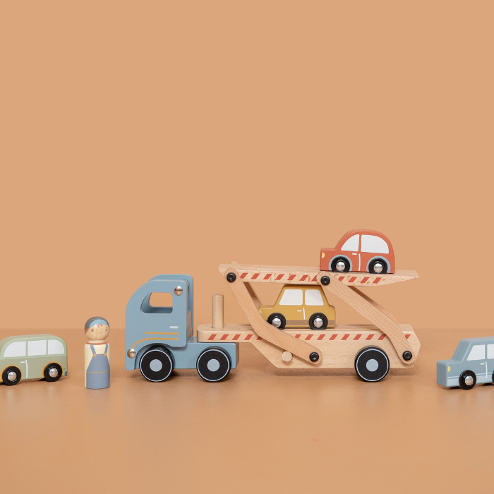
                
                    Carica l&amp;#39;immagine nella Galleria, Truck, Camion di trasporto blu in legno con guidatore, Little Dutch
                
            